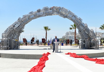 Evangelos Marinakis donor of the Monument to the Genocide of the Pontian Greeks