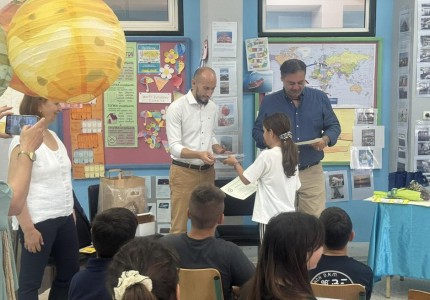 Connecting Classrooms with Vessels