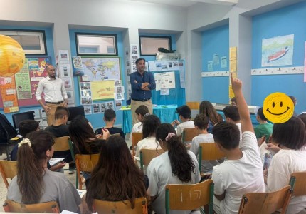 Connecting Classrooms with Vessels